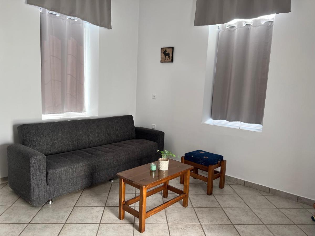 Athina Rooms Karvounades Exterior foto