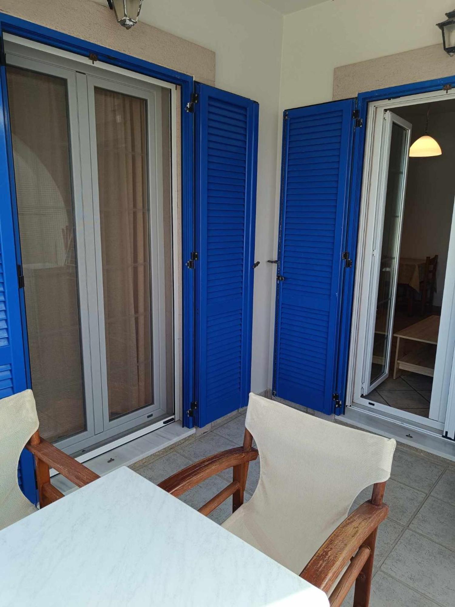 Athina Rooms Karvounades Exterior foto